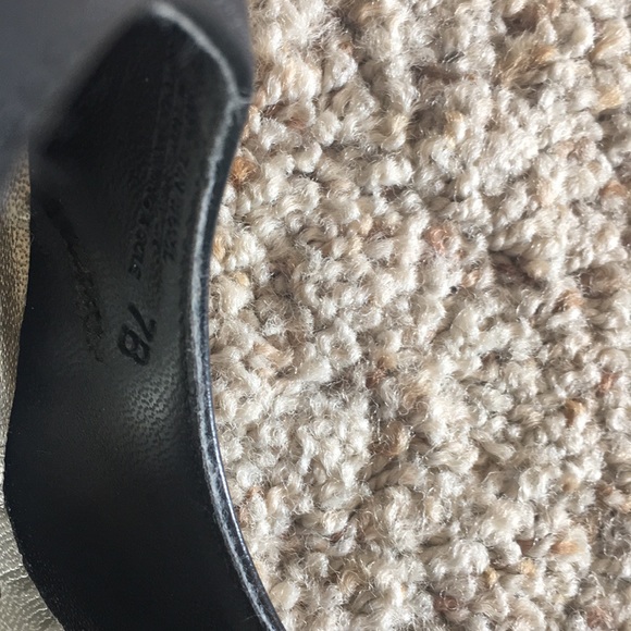 BCBG Shoes - Picture 1 of 6